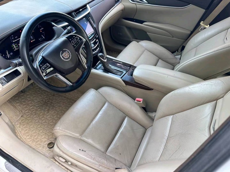 济宁14年凯迪拉克XTS6