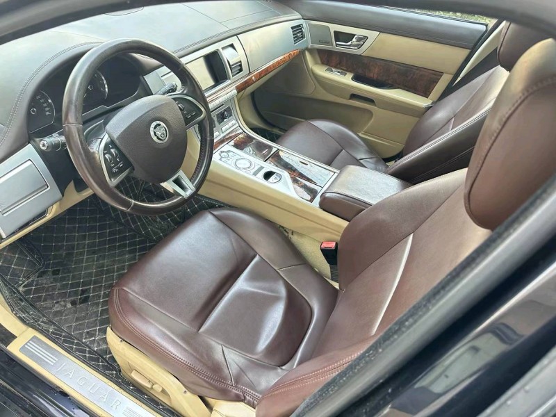 济宁13年捷豹XF4