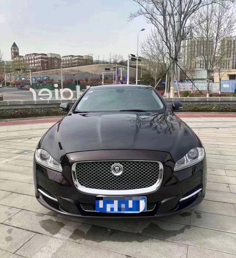 枣庄13年捷豹XJL1