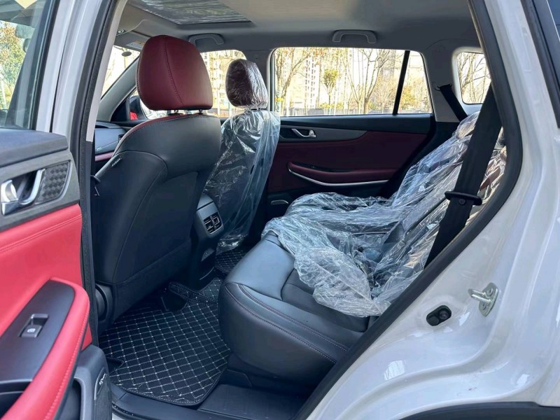 济宁23年长安汽车CS755