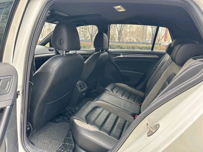 济宁20年大众高尔夫5