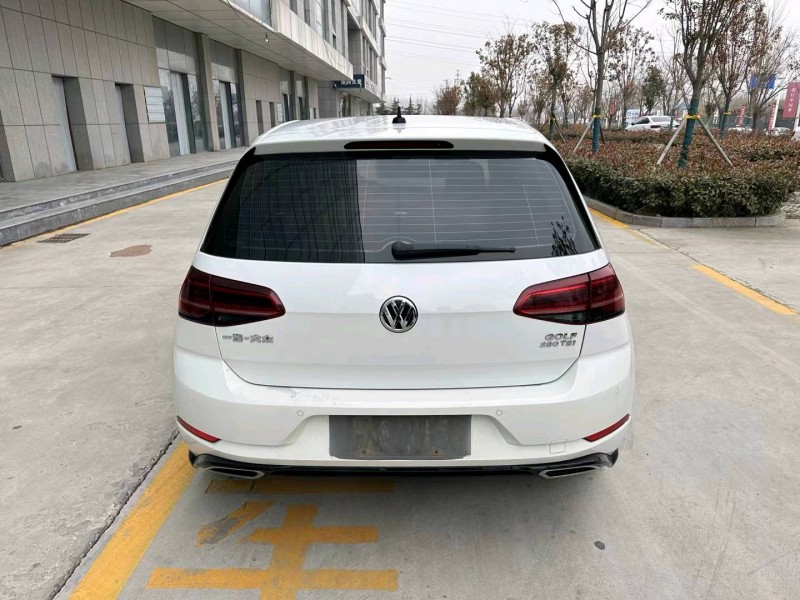 济宁20年大众高尔夫9