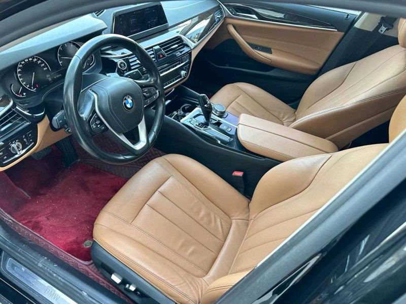 济宁18年宝马5系4