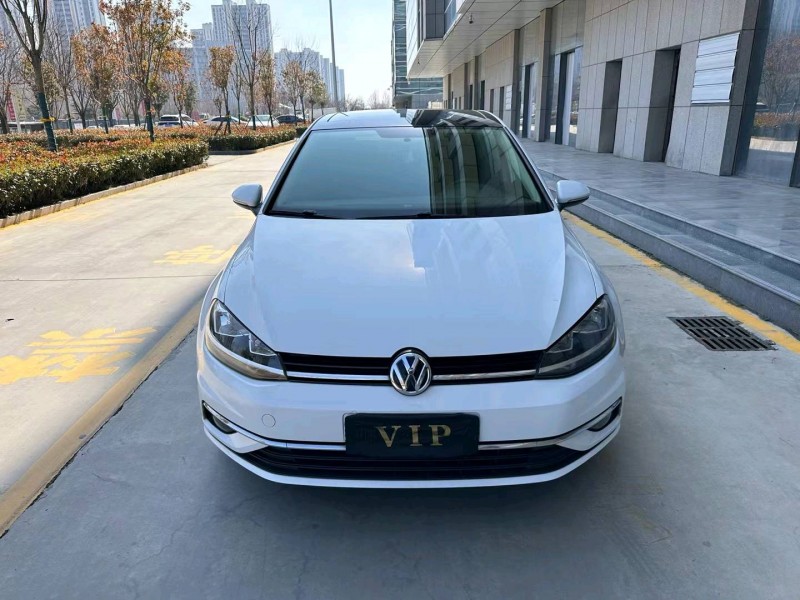 济宁19年大众高尔夫1