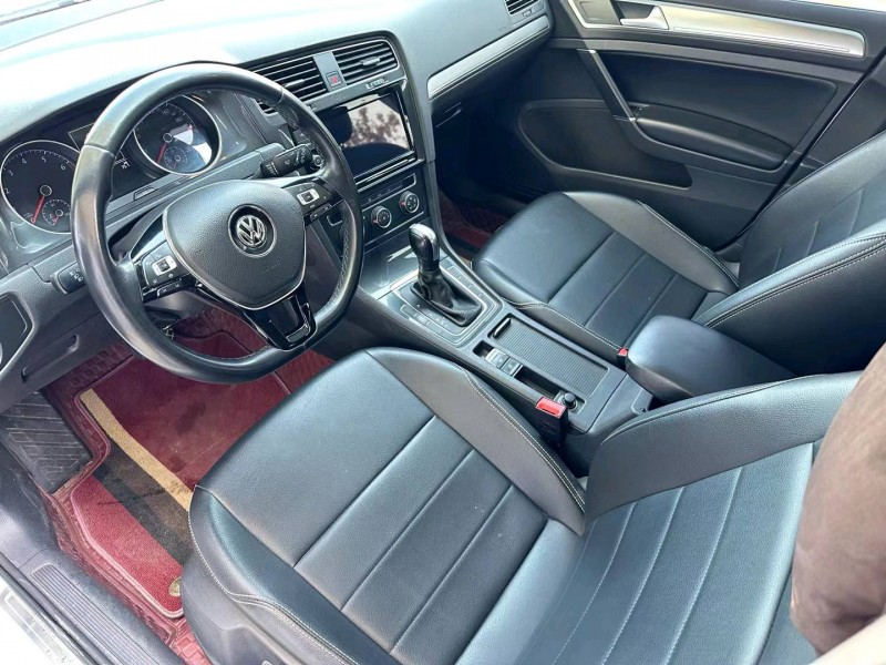 济宁19年大众高尔夫5