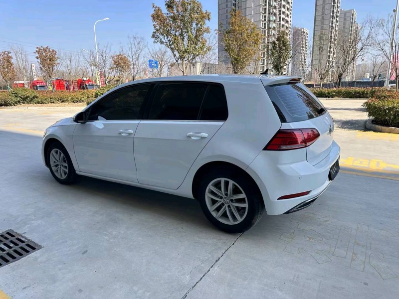 济宁19年大众高尔夫7