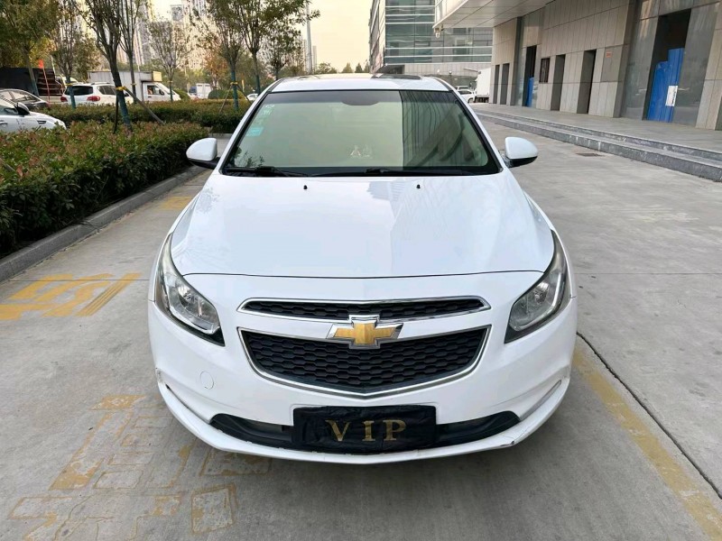 济宁16年雪佛兰科鲁兹1