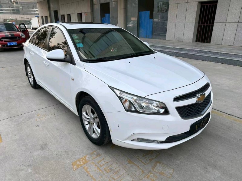 济宁16年雪佛兰科鲁兹3