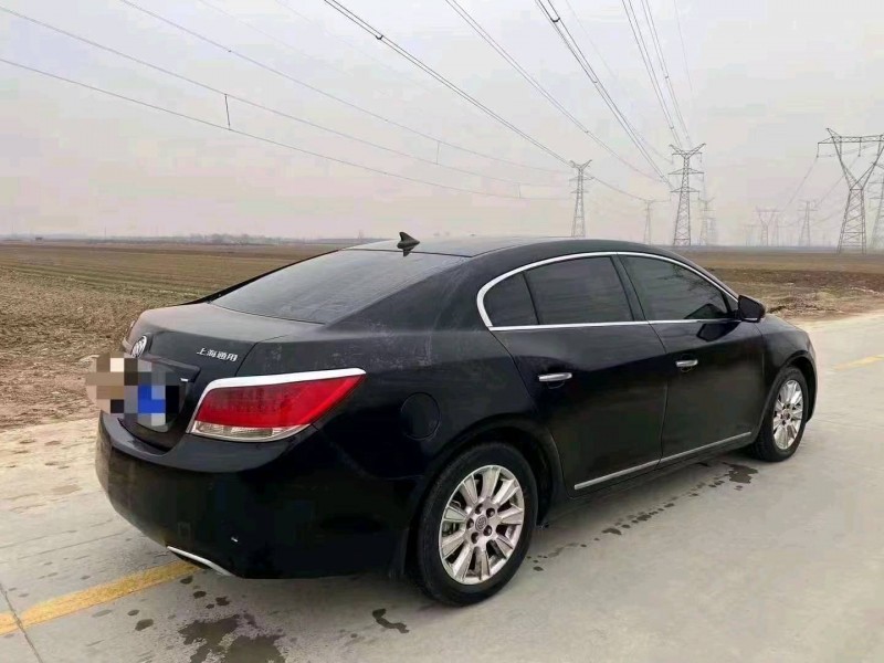 枣庄13年别克君越4