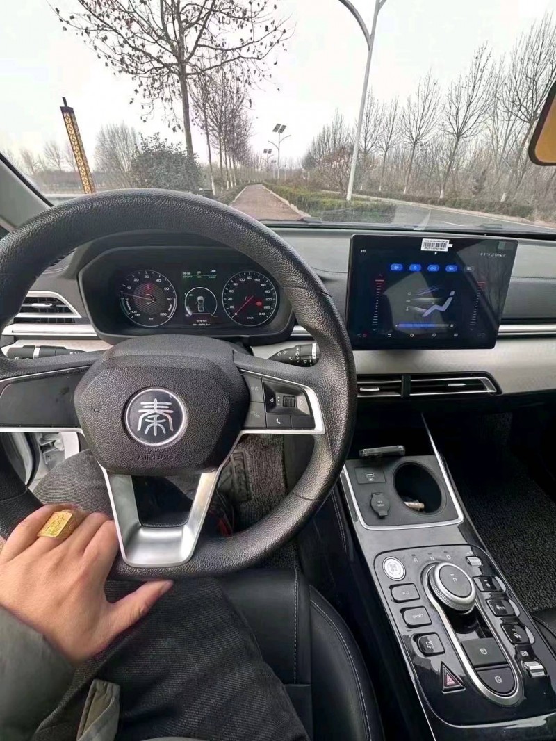枣庄23年比亚迪秦4