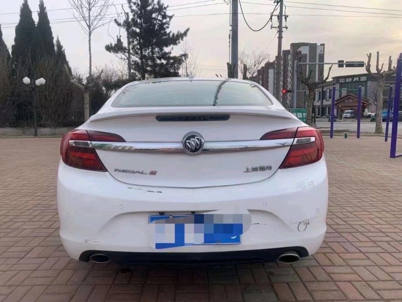 枣庄16年别克君威9