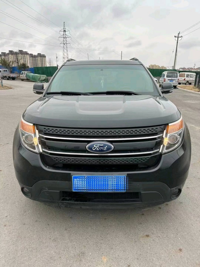 济宁14年福特探险者1