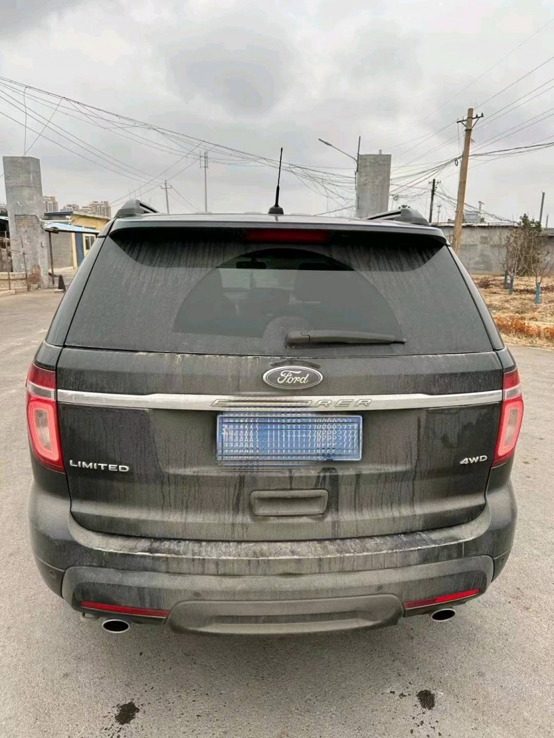 济宁14年福特探险者9