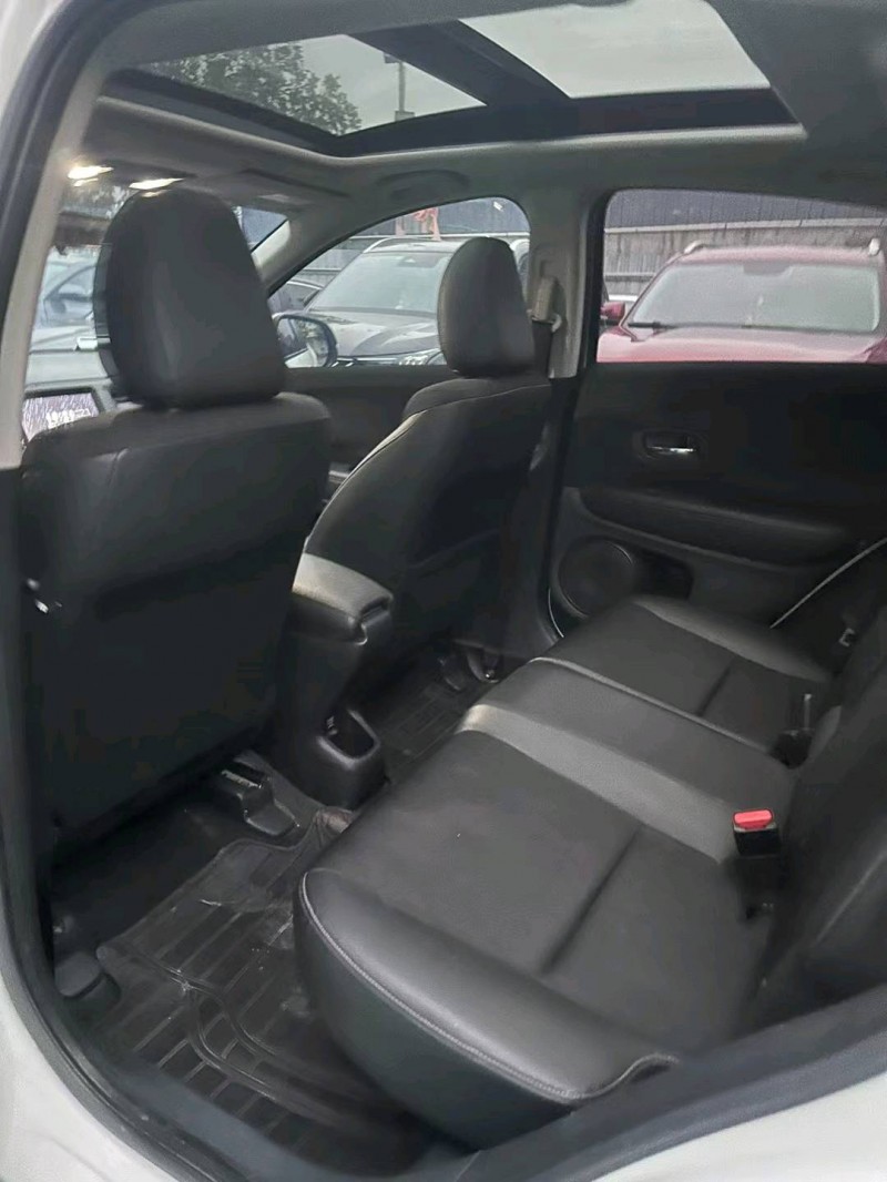 东营22年本田缤智5