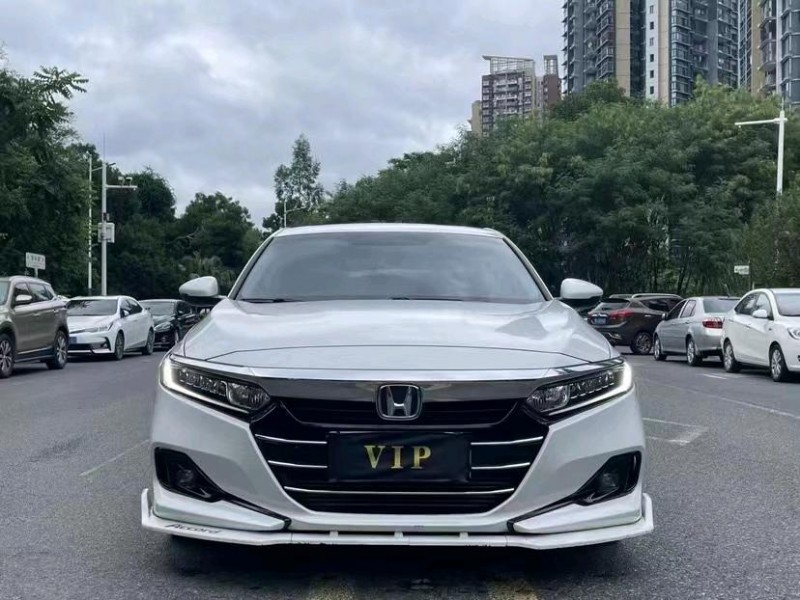 珠海22年本田雅阁1