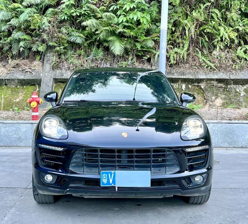 枣庄18年保时捷Macan1