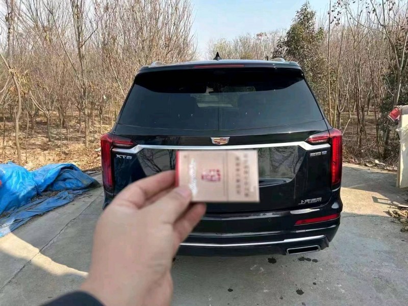 咸陽22年凱迪拉克XT65