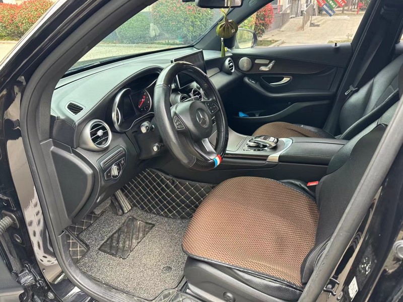 济宁17年奔驰GLC7