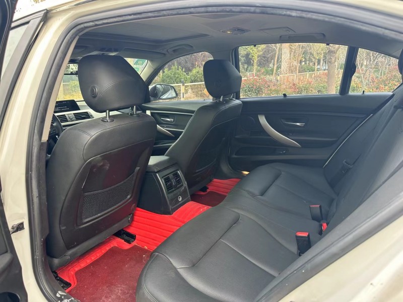 济宁16年宝马3系6