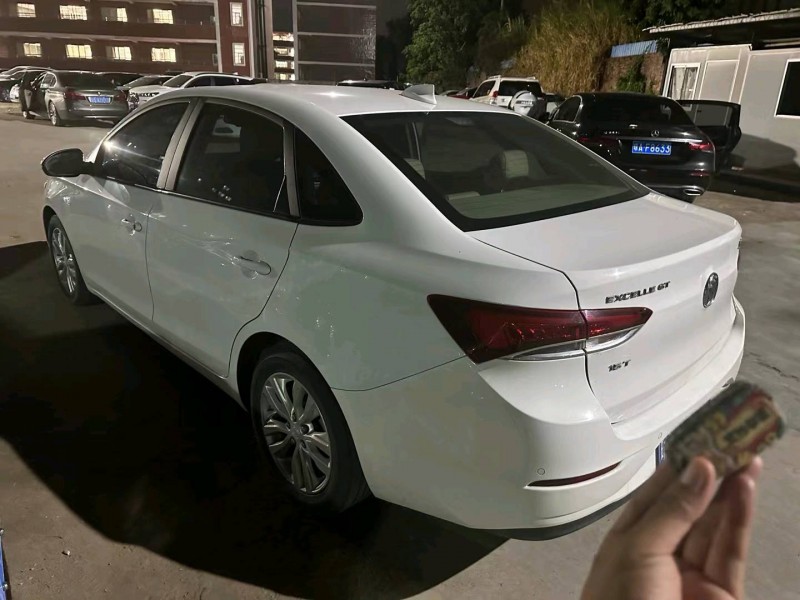 广州20年别克英朗7