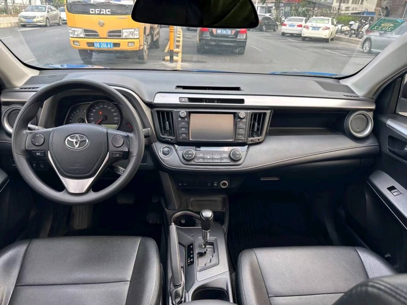 深圳18年丰田RAV4荣放7