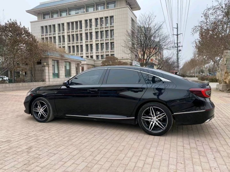 枣庄22年本田雅阁2