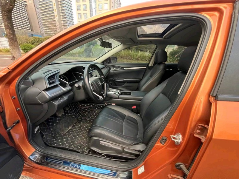 广州18年本田思域3