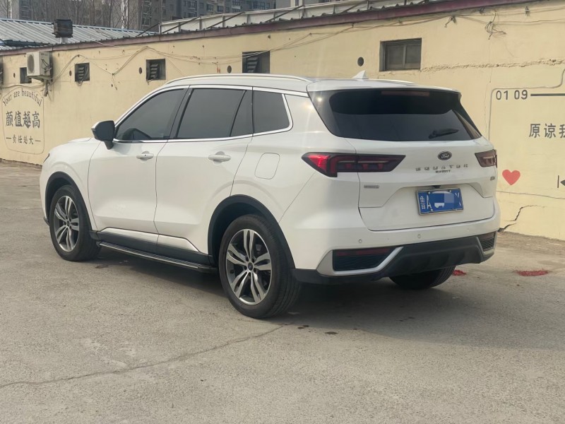 济宁22年福特领睿7