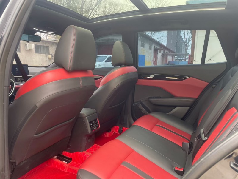 济宁22年东风奕炫5