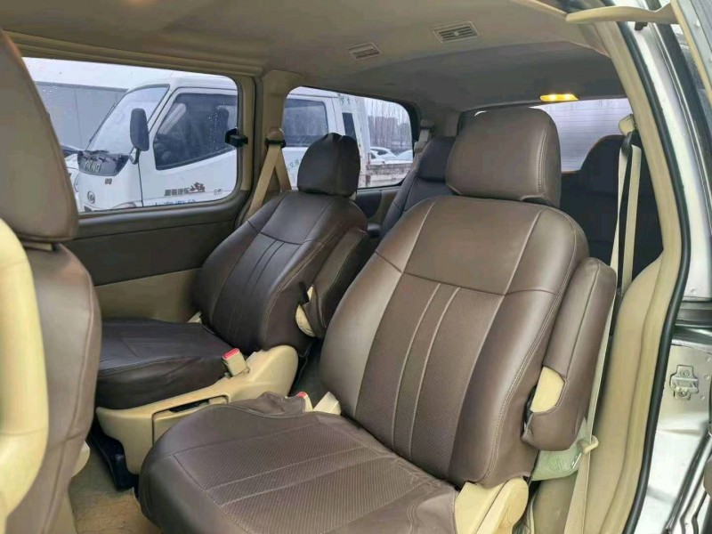 枣庄17年别克GL88