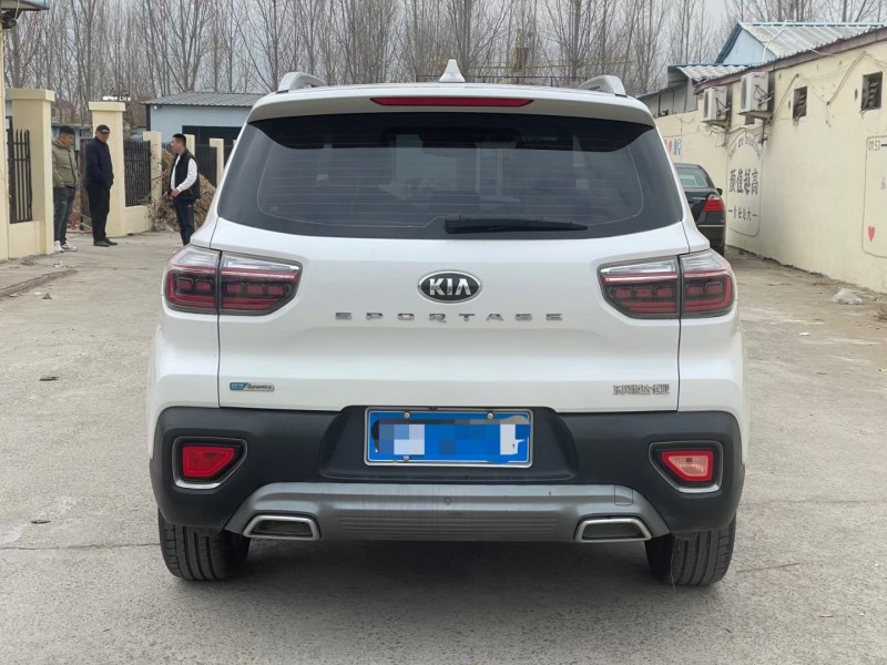 济宁18年起亚智跑9