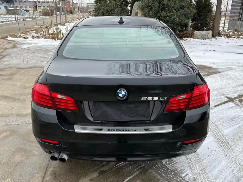 济宁16年宝马5系9