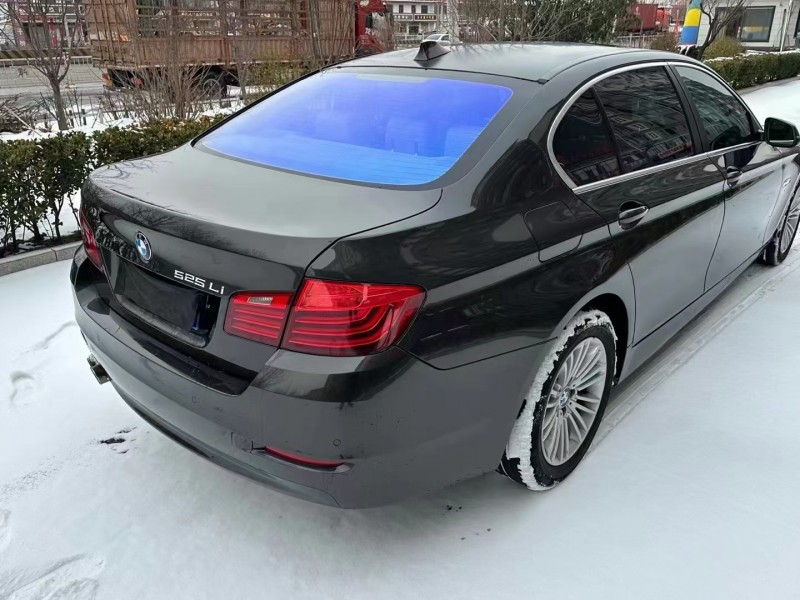 济宁14年宝马5系8