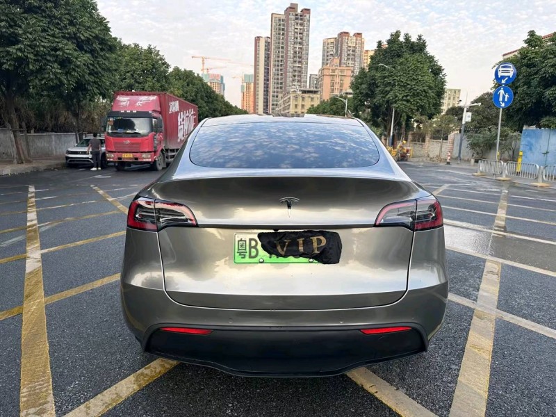 深圳22年特斯拉MODEL Y4