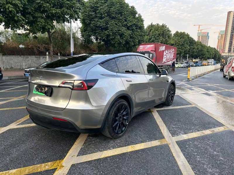 深圳22年特斯拉MODEL Y5