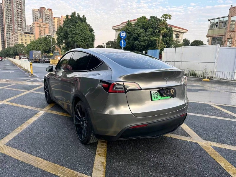 深圳22年特斯拉MODEL Y8