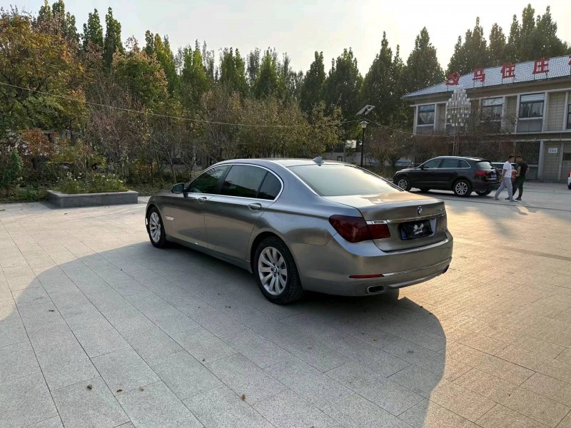 济南14年宝马7系5