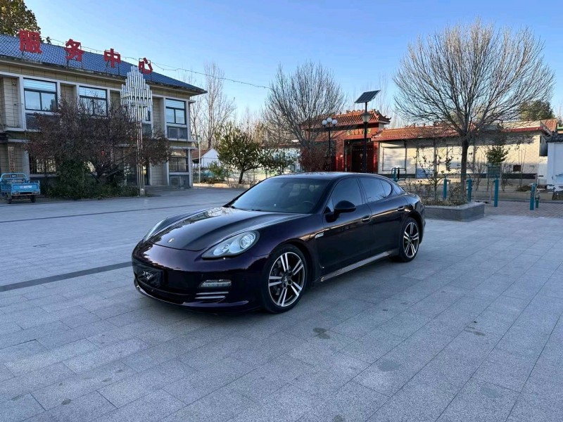 济南12年保时捷帕拉梅拉2