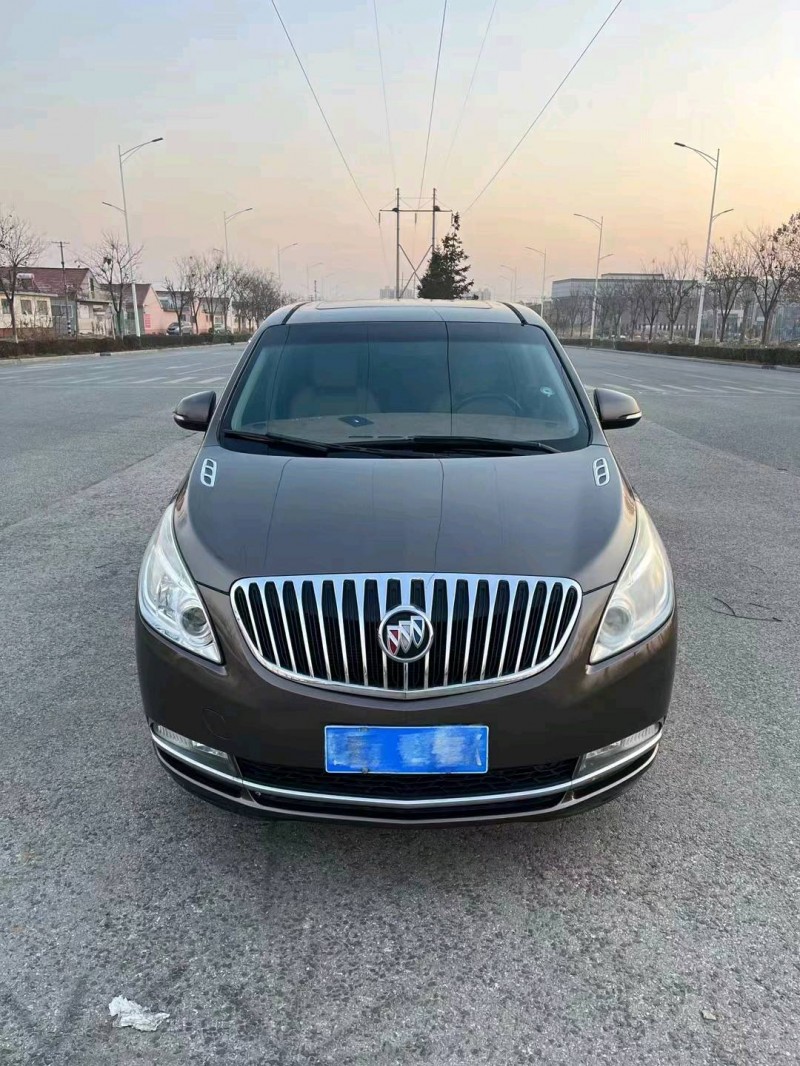 枣庄12年别克GL81