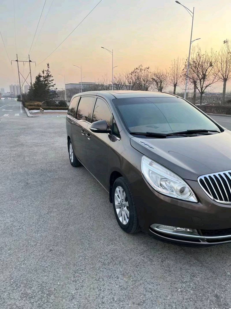 枣庄12年别克GL84