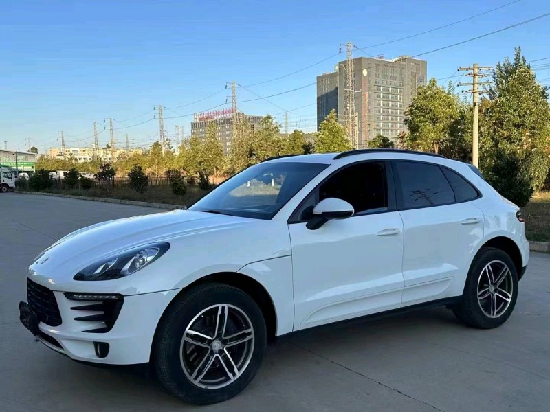 玉溪17年保時捷Macan2