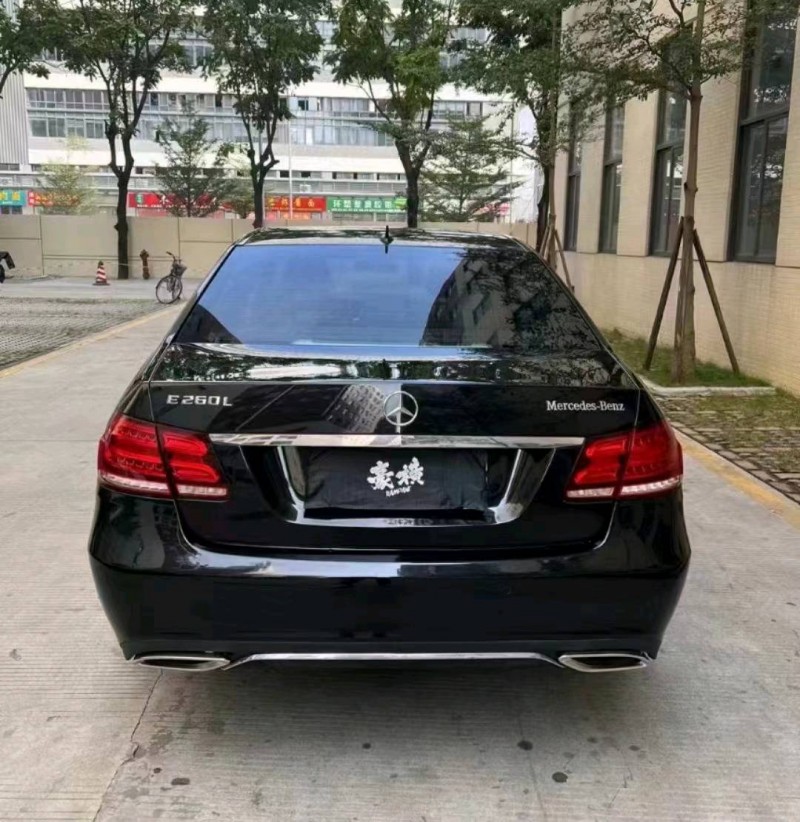 深圳15年奔驰E2