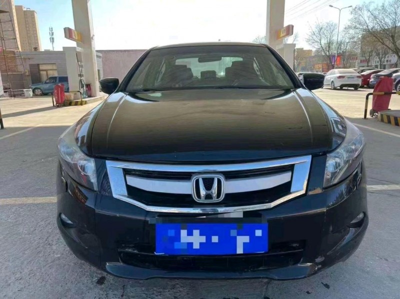 常州11年本田雅阁1