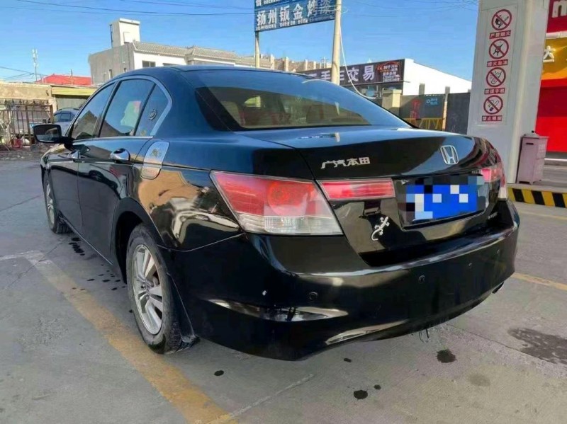 常州11年本田雅阁9