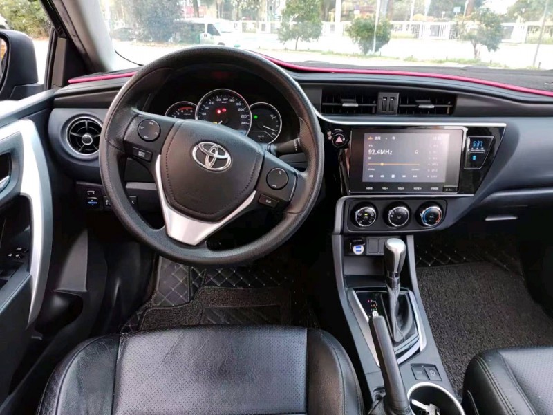 汕头18年丰田雷凌5