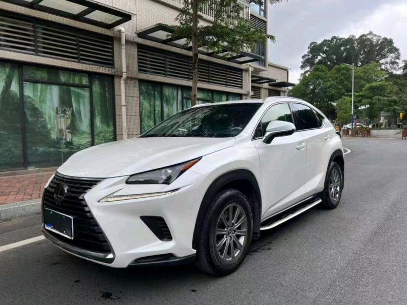 珠海18年雷克萨斯NX2