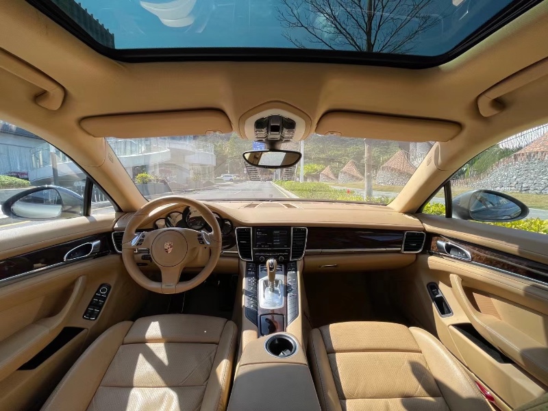 深圳14年保时捷帕拉梅拉7