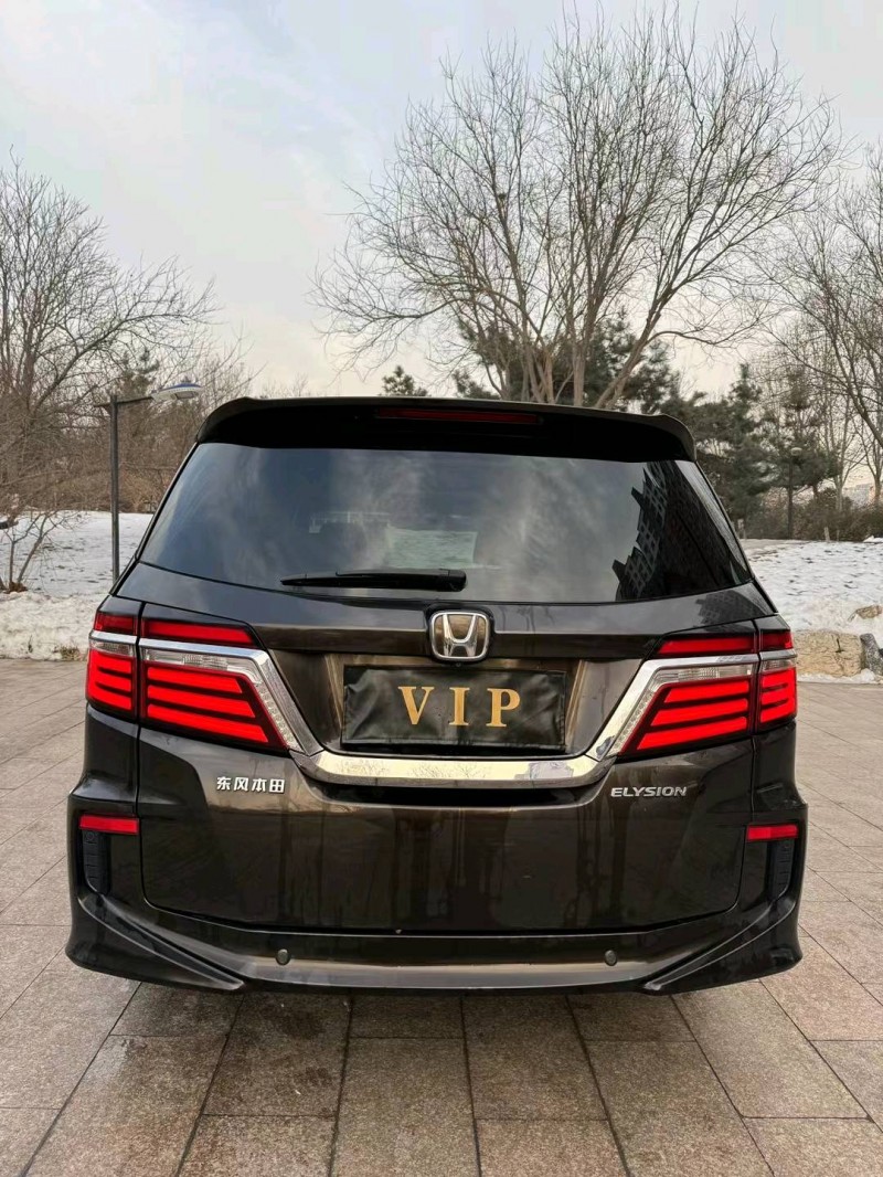 邢台18年本田艾力绅8