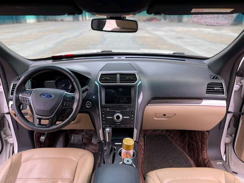 汕头16年福特探险者5