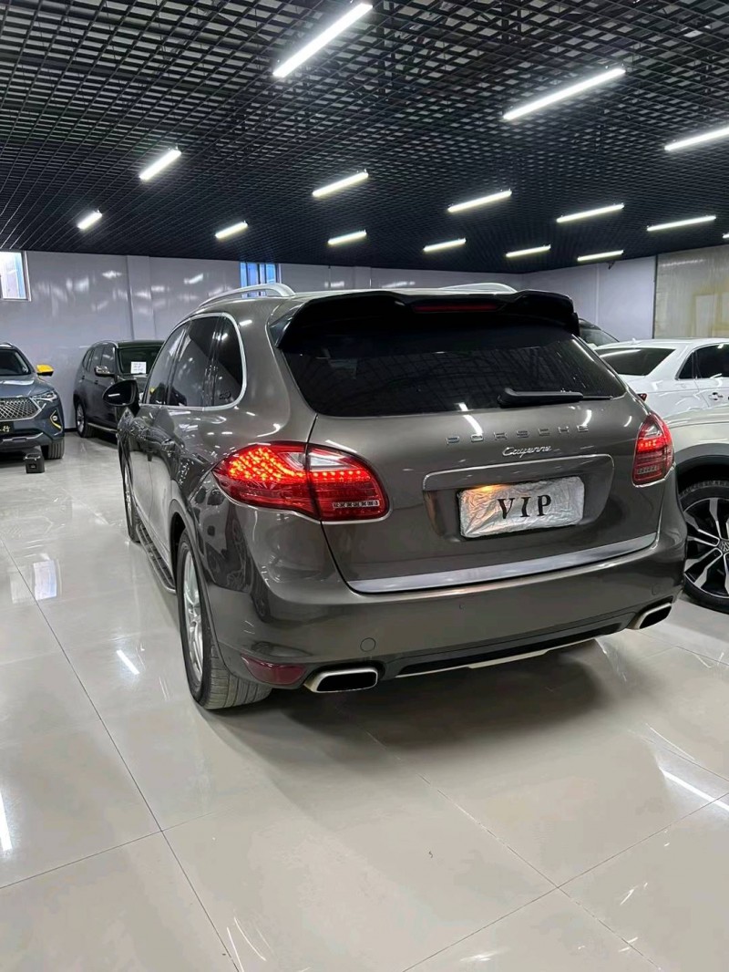 廊坊12年保时捷卡宴3